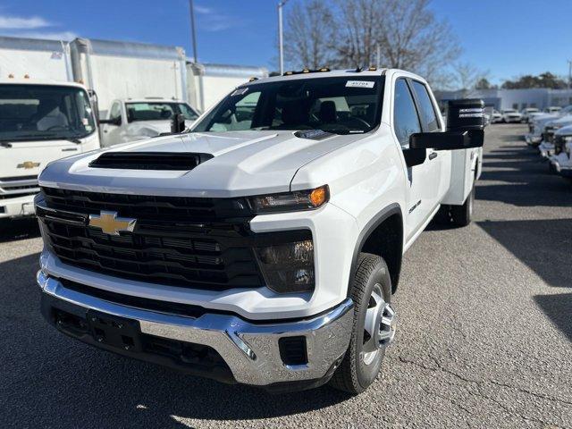 new 2024 Chevrolet Silverado 3500 car, priced at $80,049