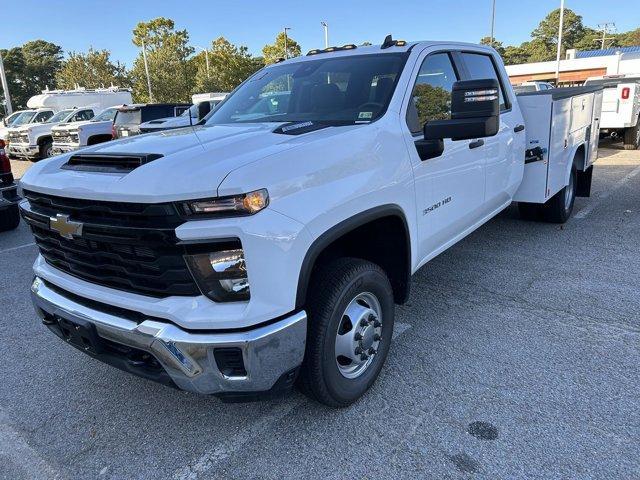 new 2024 Chevrolet Silverado 3500 car, priced at $79,734