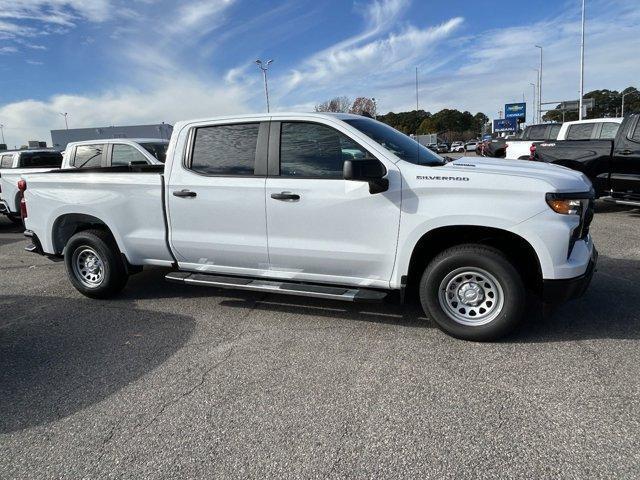 new 2025 Chevrolet Silverado 1500 car, priced at $42,000