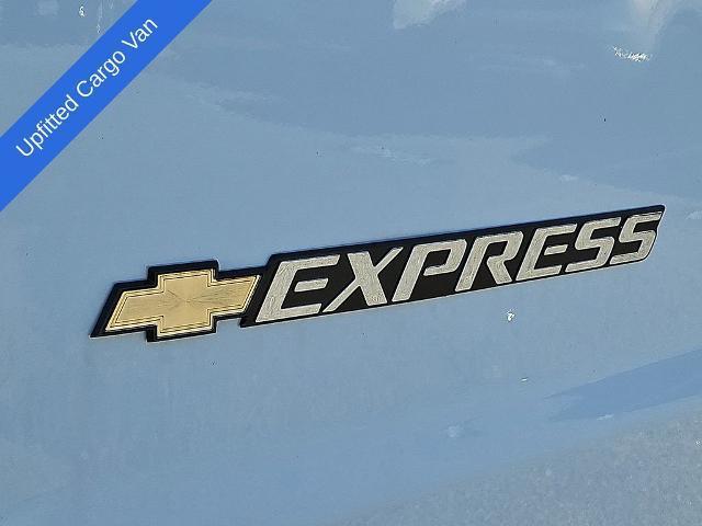 new 2025 Chevrolet Express 2500 car, priced at $50,258