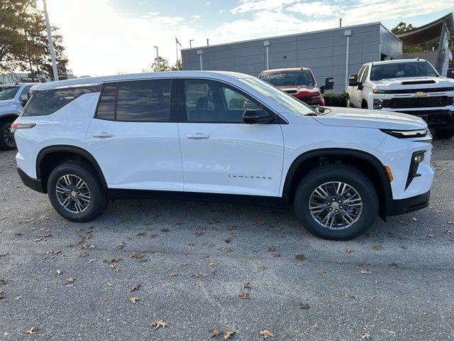 new 2024 Chevrolet Traverse car, priced at $38,995