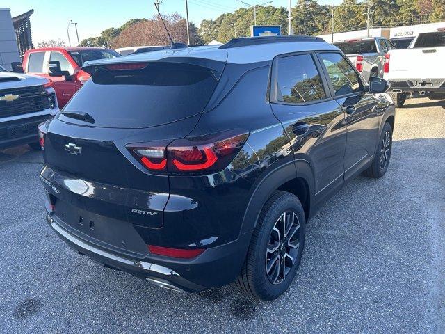 new 2025 Chevrolet TrailBlazer car, priced at $28,011