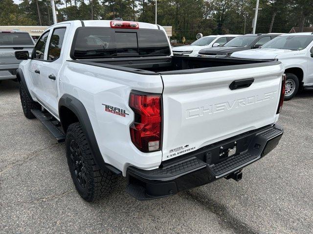 new 2024 Chevrolet Colorado car, priced at $42,400