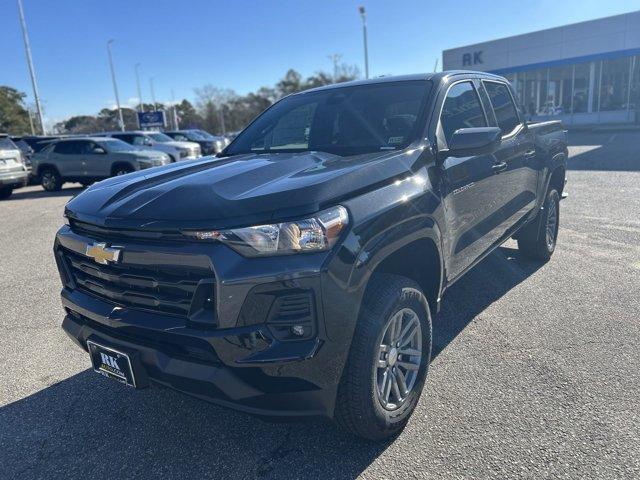 new 2024 Chevrolet Colorado car, priced at $38,850