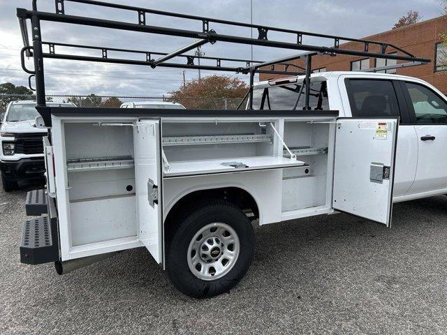 new 2024 Chevrolet Silverado 3500 car, priced at $70,000