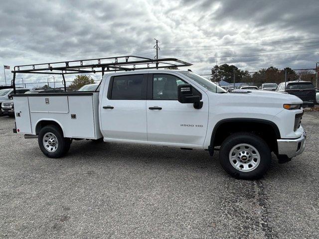 new 2024 Chevrolet Silverado 3500 car, priced at $70,000