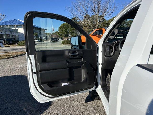 new 2025 Chevrolet Silverado 2500 car, priced at $47,550