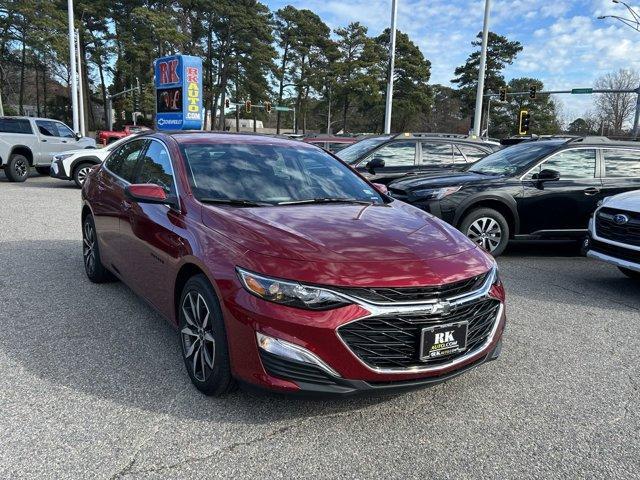 new 2025 Chevrolet Malibu car, priced at $27,690