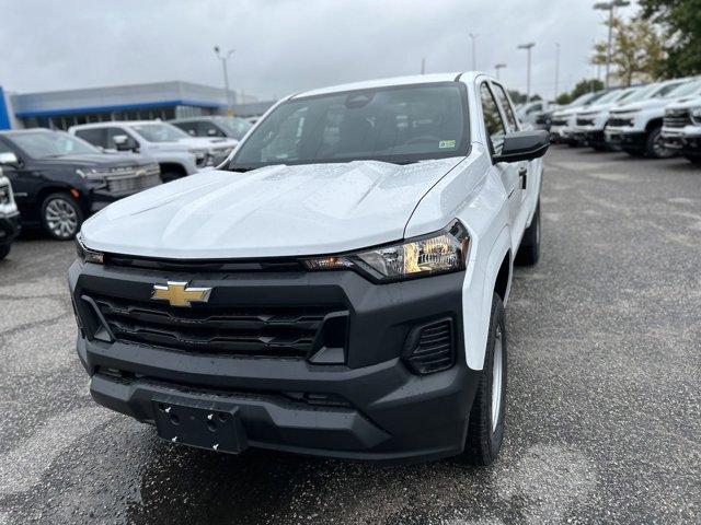 new 2024 Chevrolet Colorado car, priced at $34,050