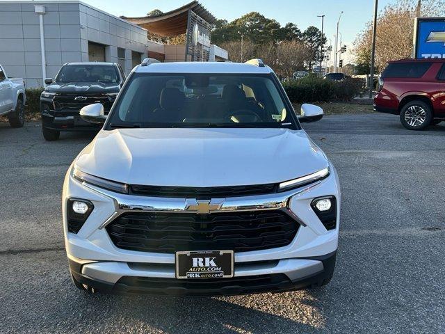 new 2025 Chevrolet TrailBlazer car, priced at $27,475