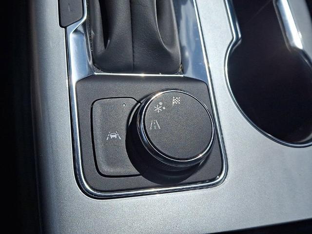 new 2025 Chevrolet Blazer car, priced at $34,740