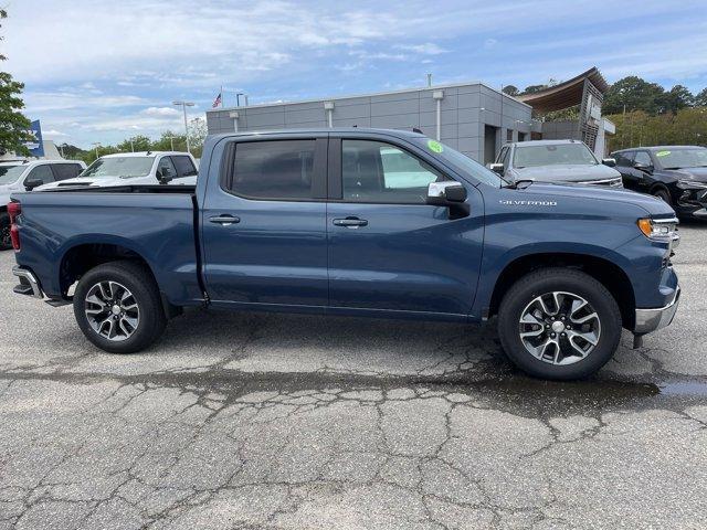 new 2024 Chevrolet Silverado 1500 car, priced at $43,580