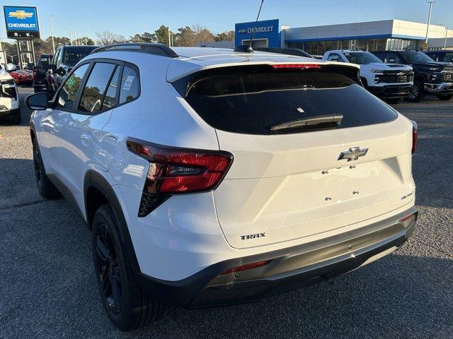 new 2025 Chevrolet Trax car, priced at $25,390