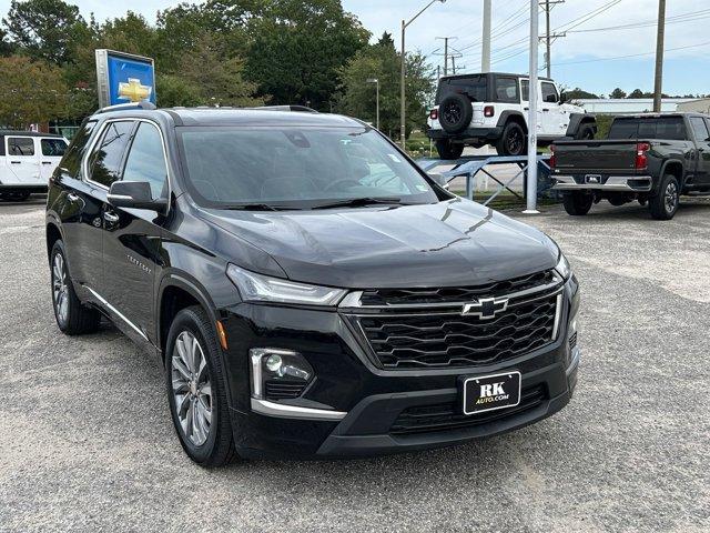 used 2023 Chevrolet Traverse car, priced at $46,997