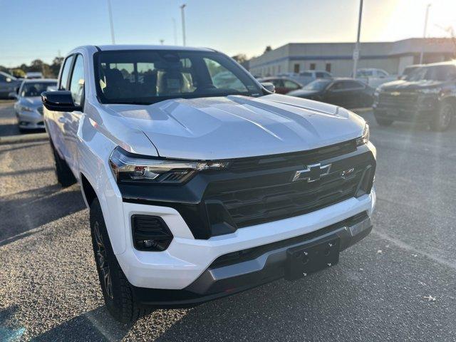 new 2024 Chevrolet Colorado car, priced at $44,135