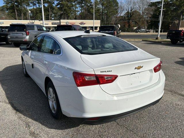 new 2025 Chevrolet Malibu car, priced at $26,740