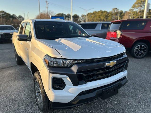 new 2024 Chevrolet Colorado car, priced at $39,650