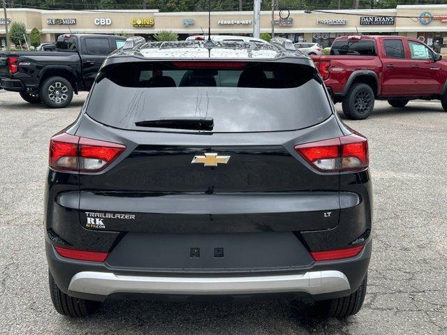 new 2025 Chevrolet TrailBlazer car, priced at $22,148