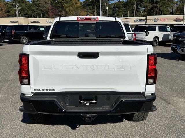 new 2024 Chevrolet Colorado car, priced at $38,683