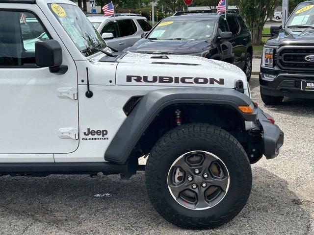 used 2022 Jeep Gladiator car, priced at $38,438