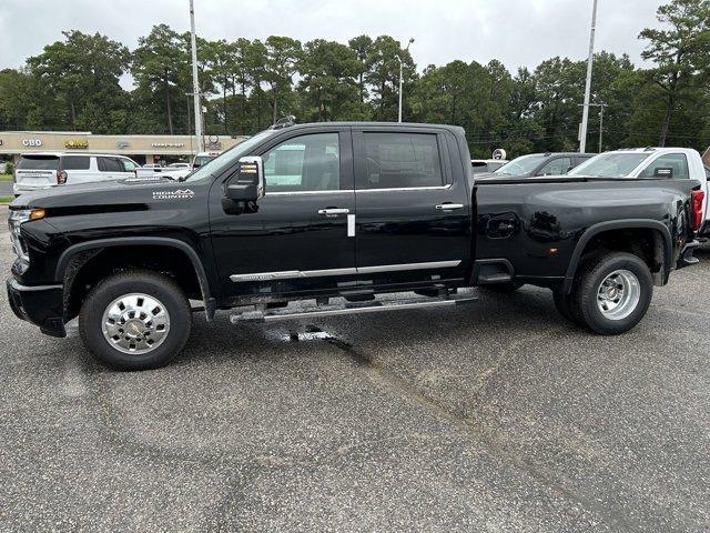 new 2025 Chevrolet Silverado 3500 car, priced at $81,593