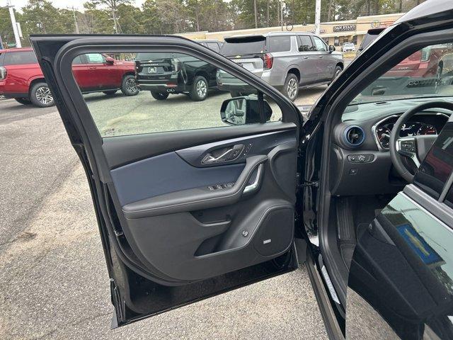 new 2025 Chevrolet Blazer car, priced at $48,640