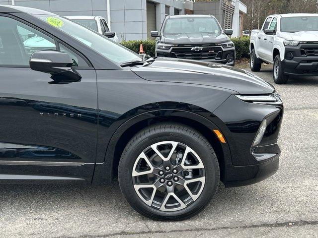 new 2025 Chevrolet Blazer car, priced at $48,640