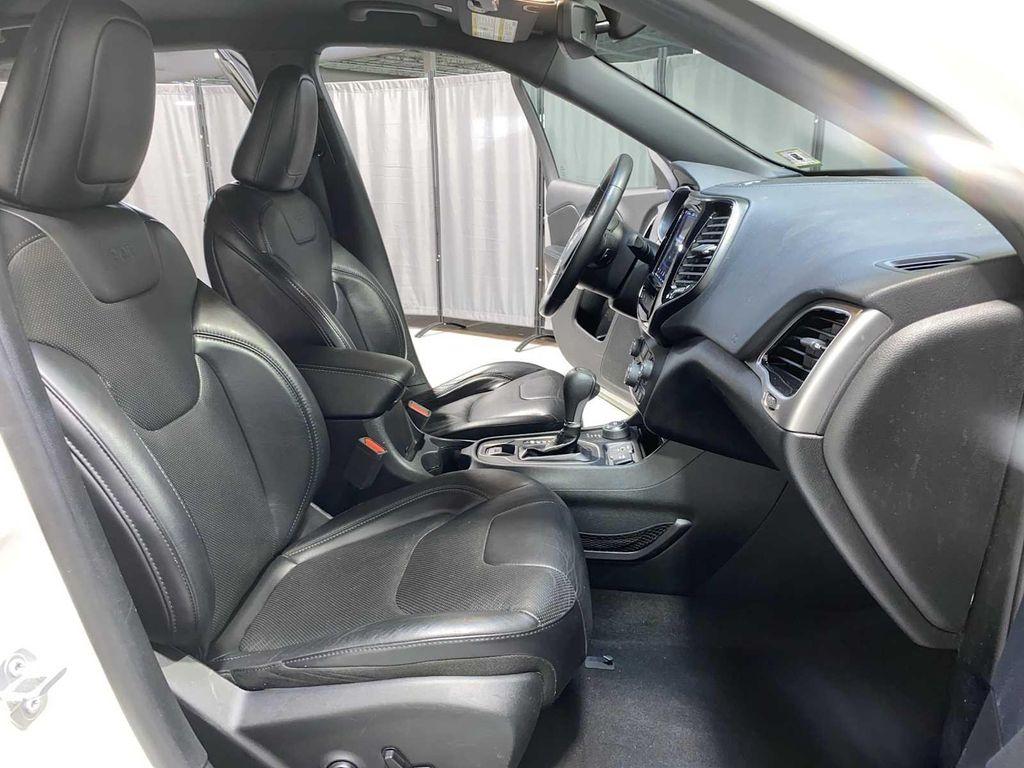 used 2019 Jeep Cherokee car, priced at $13,980