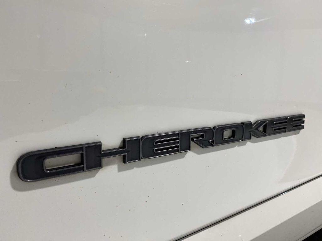 used 2019 Jeep Cherokee car, priced at $13,980