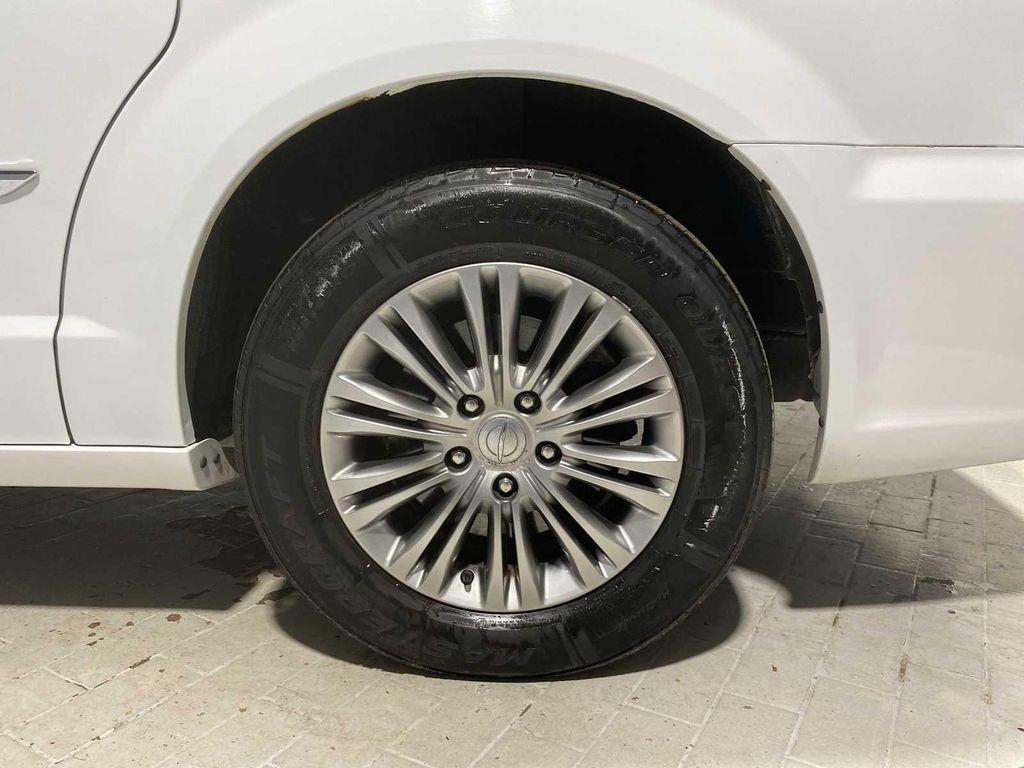 used 2016 Chrysler Town & Country car, priced at $9,880