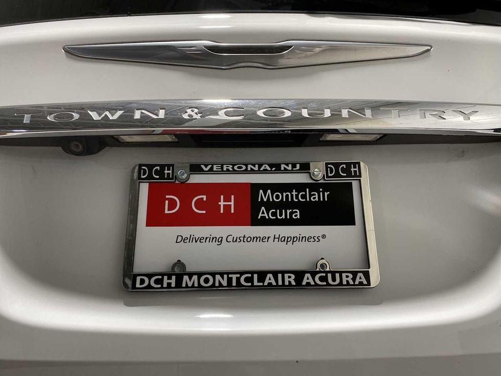 used 2016 Chrysler Town & Country car, priced at $9,880