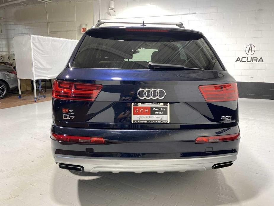 used 2017 Audi Q7 car, priced at $18,500