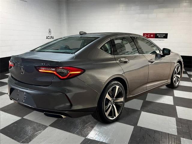 new 2025 Acura TLX car, priced at $47,195