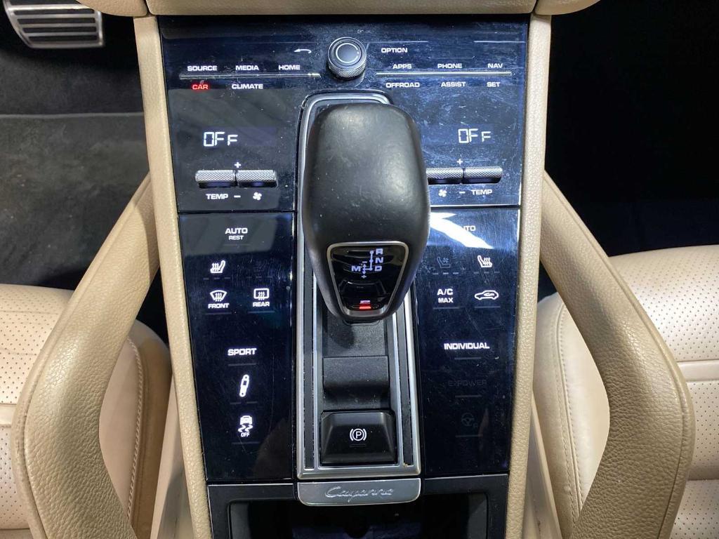 used 2019 Porsche Cayenne car, priced at $39,980
