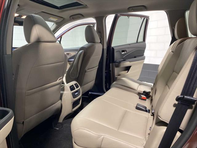 used 2022 Honda Pilot car, priced at $29,980