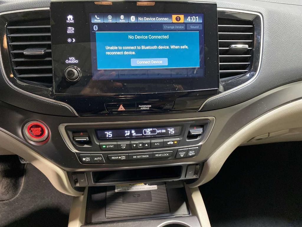used 2022 Honda Pilot car, priced at $31,500