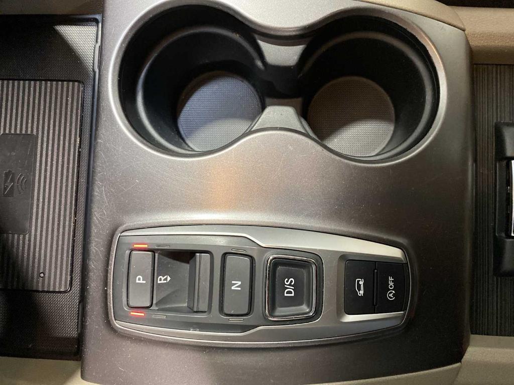 used 2022 Honda Pilot car, priced at $31,500