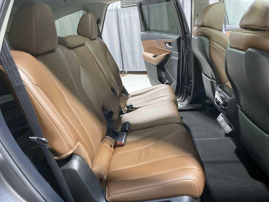 used 2022 Acura MDX car, priced at $34,980