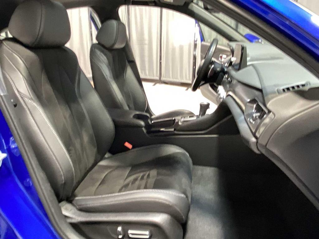 used 2024 Acura Integra car