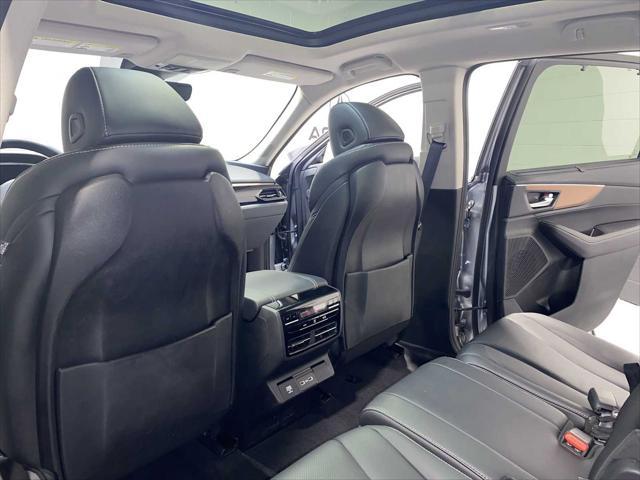 used 2022 Acura MDX car, priced at $39,000