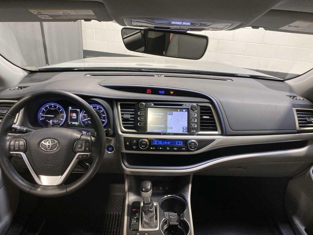 used 2019 Toyota Highlander car, priced at $25,980