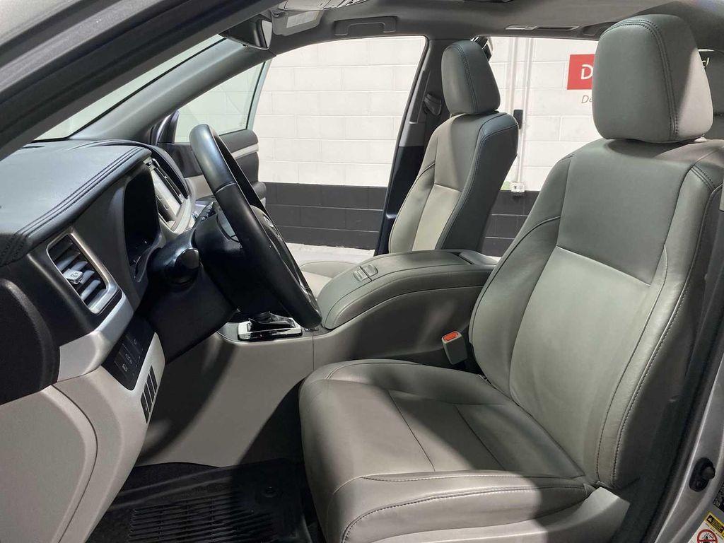 used 2019 Toyota Highlander car, priced at $25,980