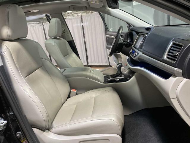 used 2019 Toyota Highlander Hybrid car, priced at $28,580