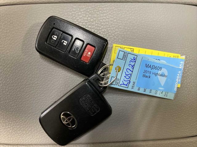 used 2019 Toyota Highlander Hybrid car, priced at $28,580