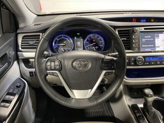 used 2019 Toyota Highlander Hybrid car, priced at $28,580