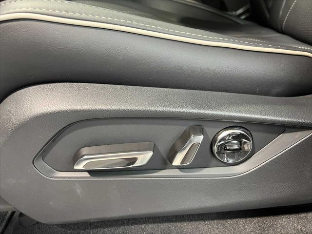 new 2025 Acura MDX car, priced at $68,250