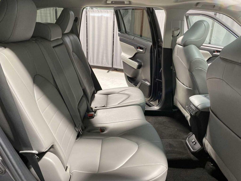 used 2023 Toyota Highlander car, priced at $35,480