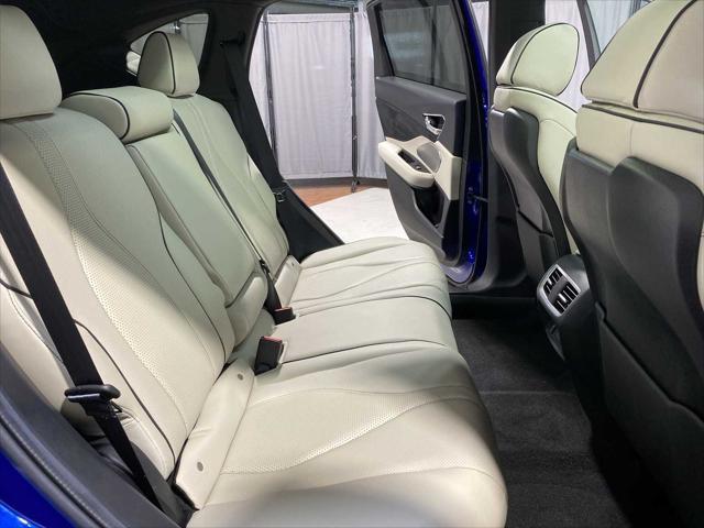 used 2025 Acura RDX car, priced at $47,580