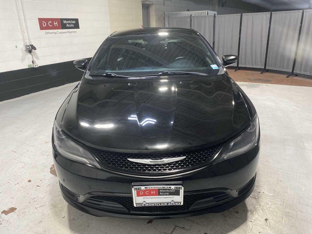 used 2015 Chrysler 200 car, priced at $5,980