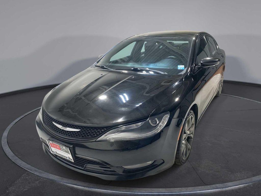 used 2015 Chrysler 200 car, priced at $5,980